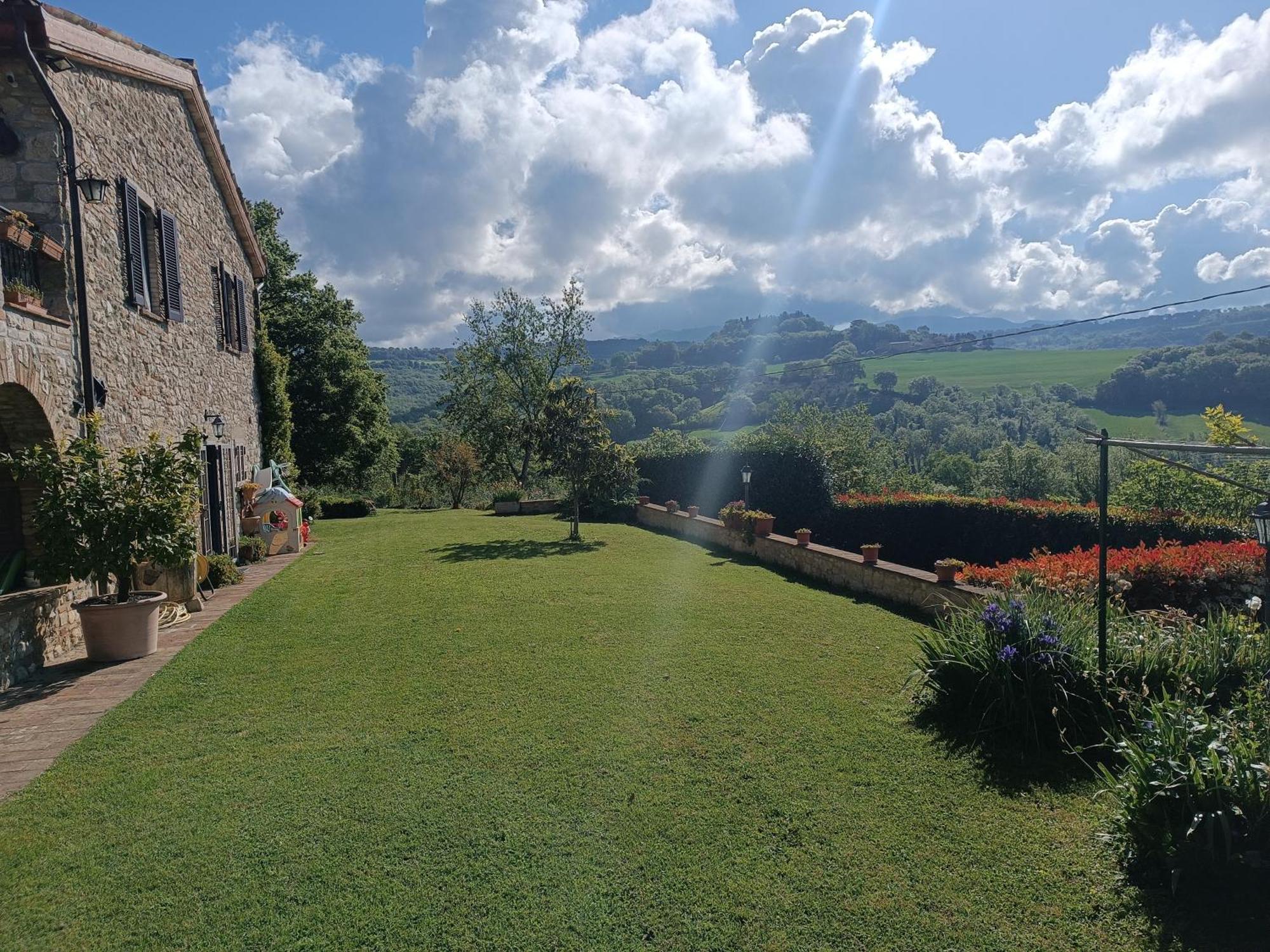 La Piccola Fattoria Villa Todi Exterior photo